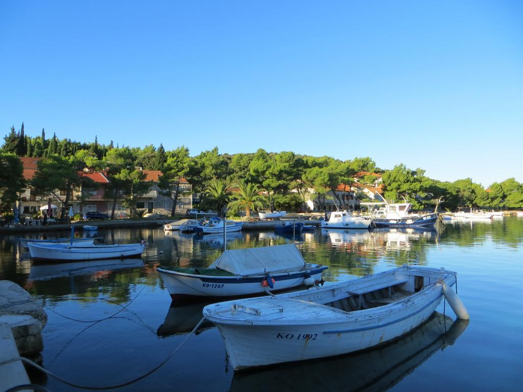 Holiday Home Artina 2 Lovište Rum bild